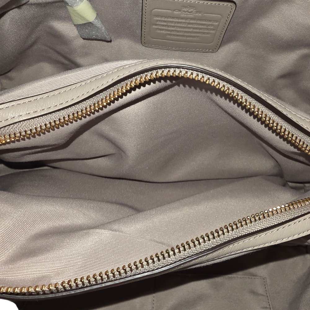Coach Carlyle NWT F37637 Smooth Leather Shoulder Bag - Grey Birch & Dustbag - Picture 9 of 13
